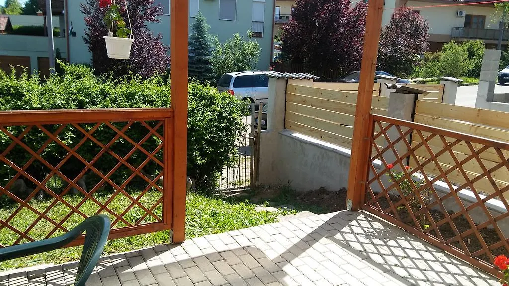 Otthonka Apartman Eger